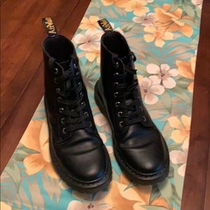 Women’s Doc Martins Combat Boot